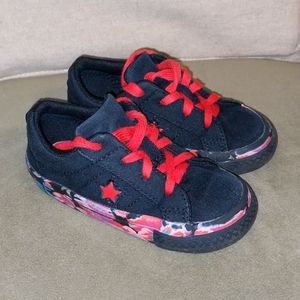 Toddler Converse One Stars